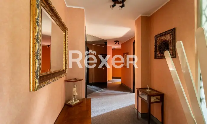 Rexer-Legnano-Villa-Indipendente-disposta-su-due-livelli-Altro