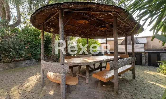 Rexer-Legnano-Villa-Indipendente-disposta-su-due-livelli-Altro