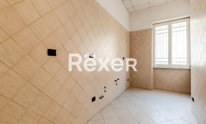 Rexer-Roma-Roma-Immobile-Cielo-Terra-Via-Nemorense-Altro