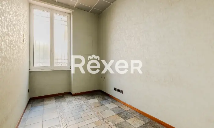 Rexer-Roma-Roma-Immobile-Cielo-Terra-Via-Nemorense-Altro