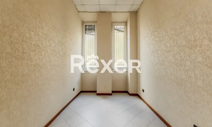Rexer-Roma-Roma-Immobile-Cielo-Terra-Via-Nemorense-Altro