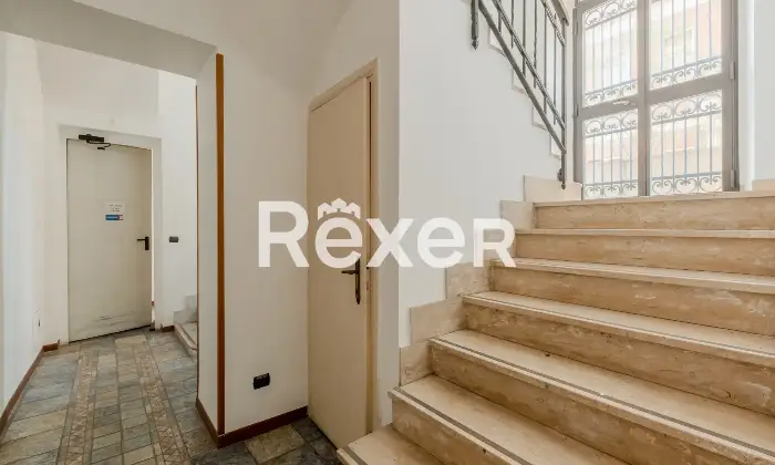Rexer-Roma-Roma-Immobile-Cielo-Terra-Via-Nemorense-Altro