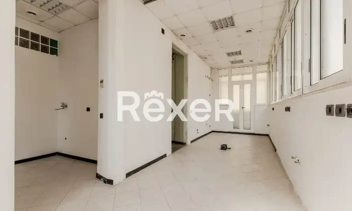 Rexer-Roma-Roma-Immobile-Cielo-Terra-Via-Nemorense-Altro