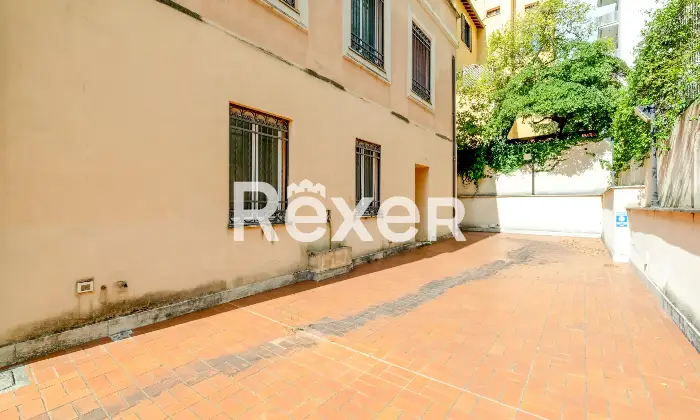Rexer-Roma-Roma-Immobile-Cielo-Terra-Via-Nemorense-Altro