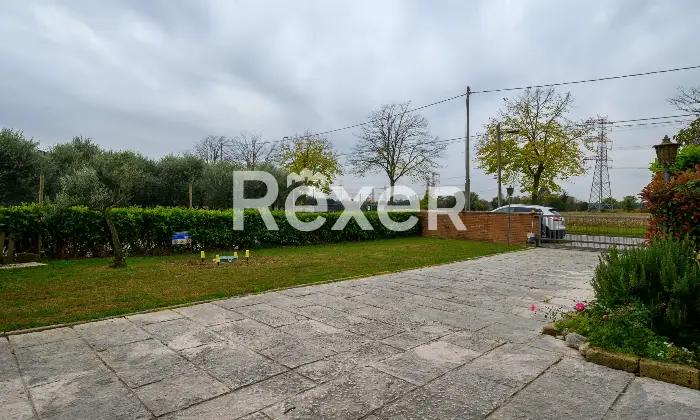 Rexer-Scorz-Porzione-di-bifamiliare-Altro