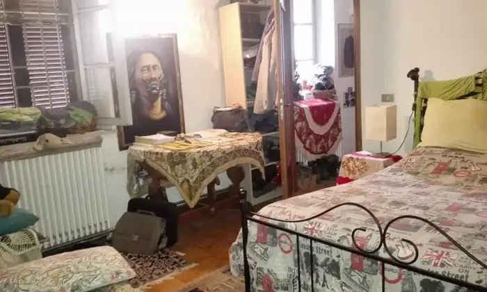 Rexer-Asti-Ampia-propriet-a-ridossocentro-adatta-abitazione-o-attivit-ricettiva-CameraDaLetto