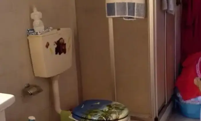 Rexer-Asti-Ampia-propriet-a-ridossocentro-adatta-abitazione-o-attivit-ricettiva-Bagno