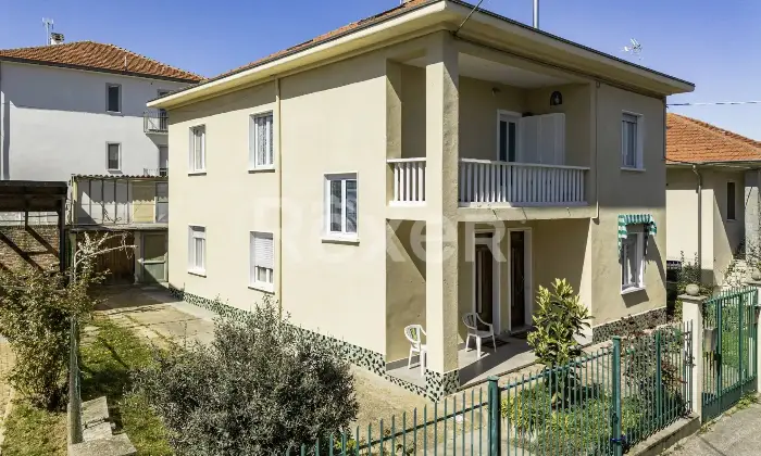 Rexer-Chieri-Ampio-appartamento-in-villa-Altro