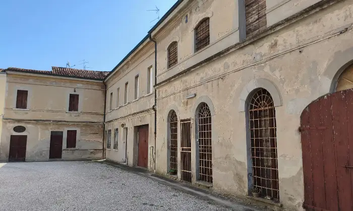 Rexer-Suzzara-Villa-Liberty-con-Dependance-e-Giardino-di-mq-a-Suzzara-Eleganza-dEpoca-Altro