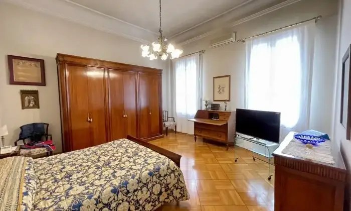 Rexer-Suzzara-Villa-Liberty-con-Dependance-e-Giardino-di-mq-a-Suzzara-Eleganza-dEpoca-Altro
