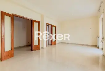Rexer-Roma-Colli-Portuensi-Casaletto-Ampio-quadrilocale-frazionabile-con-box-Altro