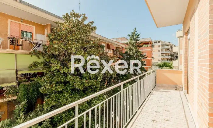 Rexer-Roma-Colli-Portuensi-Casaletto-Ampio-quadrilocale-frazionabile-con-box-Altro
