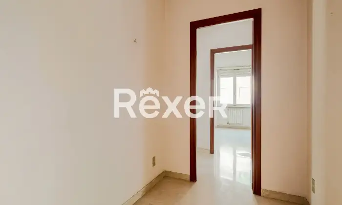 Rexer-Roma-Colli-Portuensi-Casaletto-Ampio-quadrilocale-frazionabile-con-box-Altro