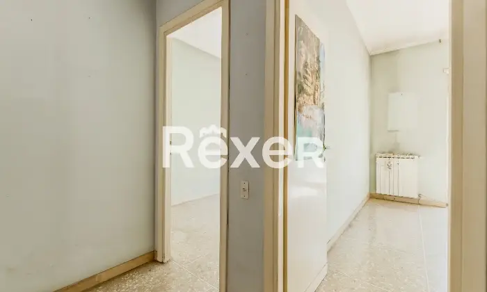 Rexer-Roma-Colli-Portuensi-Casaletto-Ampio-quadrilocale-frazionabile-con-box-Altro