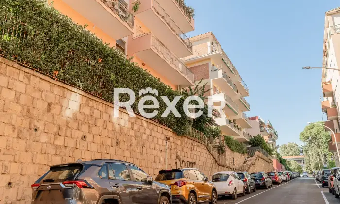 Rexer-Roma-Colli-Portuensi-Casaletto-Ampio-quadrilocale-frazionabile-con-box-Altro