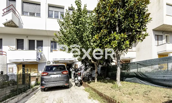 Rexer-Nereto-Casa-Semi-Indipendente-con-Giardino-Altro