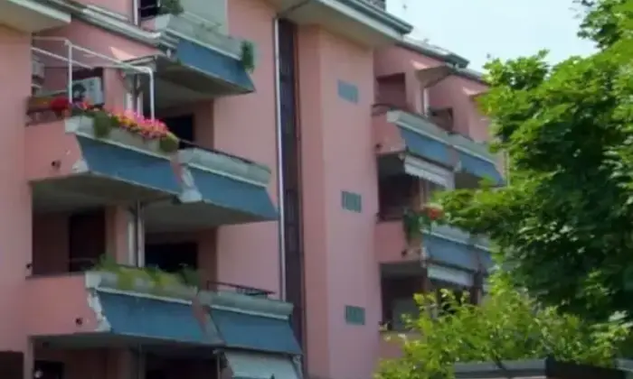 Rexer-Sannazzaro-de-Burgondi-Vendesi-appartamento-in-un-elegante-contesto-condominiale-residenziale-a-Sannazzaro-de-Burgondi-Altro