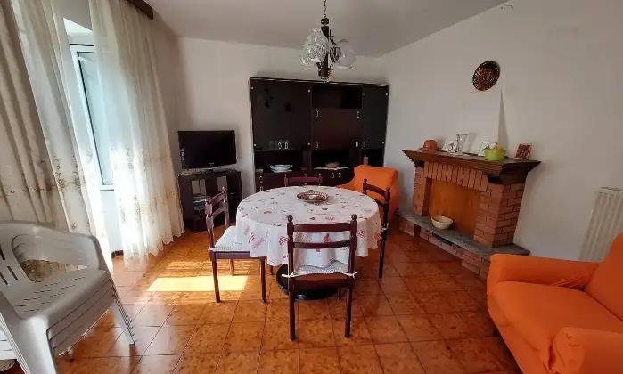 Rexer-Cremia-Appartamento-con-terrazzo-e-ampi-spazi-a-Cremia-Lago-di-Como-Altro