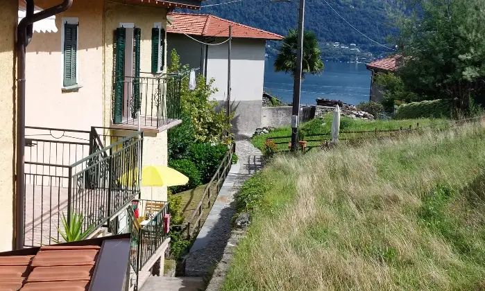 Rexer-Cremia-Appartamento-con-terrazzo-e-ampi-spazi-a-Cremia-Lago-di-Como-Altro