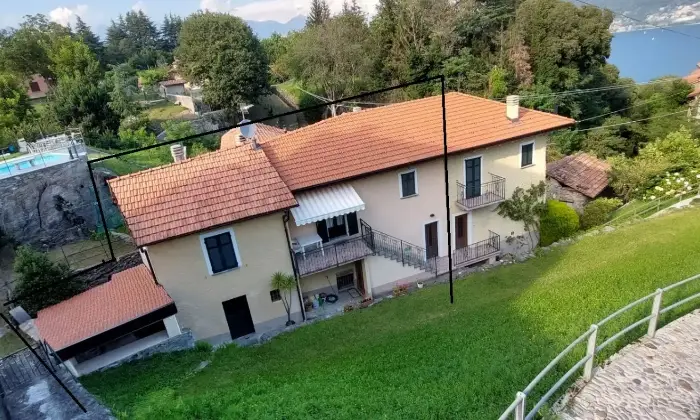 Rexer-Cremia-Appartamento-con-terrazzo-e-ampi-spazi-a-Cremia-Lago-di-Como-Altro