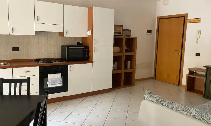 Rexer-Montescudo-Monte-Colombo-Appartamento-con-ampio-balcone-e-garage-doppio-in-zona-tranquilla-Altro