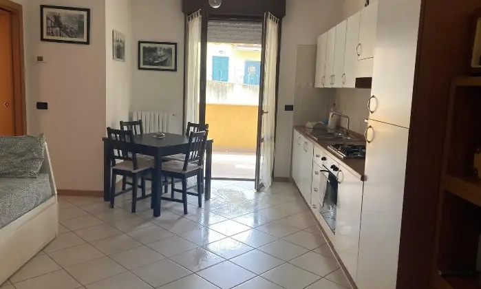 Rexer-Montescudo-Monte-Colombo-Appartamento-con-ampio-balcone-e-garage-doppio-in-zona-tranquilla-Altro