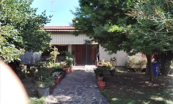 Rexer-Riva-del-Po-Villa-indipendente-antisismica-con-ampio-giardino-in-posizione-tranquilla-Accesso-disabili-Altro