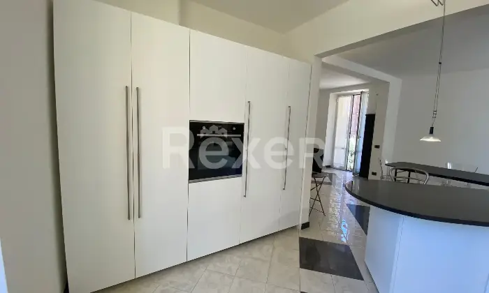 Rexer-Savona-In-stabile-depoca-ristrutturato-Altro