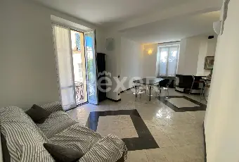 Rexer-Savona-In-stabile-depoca-ristrutturato-Altro