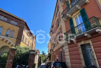 Rexer-Savona-In-stabile-depoca-ristrutturato-Altro