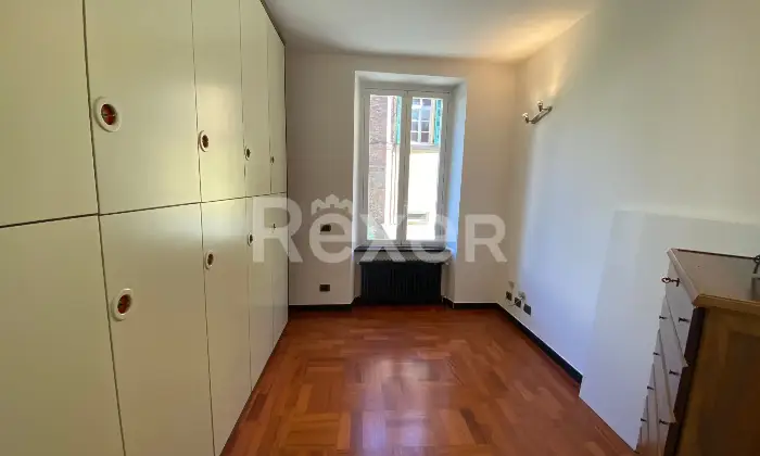 Rexer-Savona-In-stabile-depoca-ristrutturato-Altro