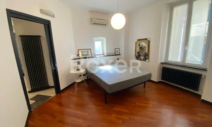 Rexer-Savona-In-stabile-depoca-ristrutturato-Altro