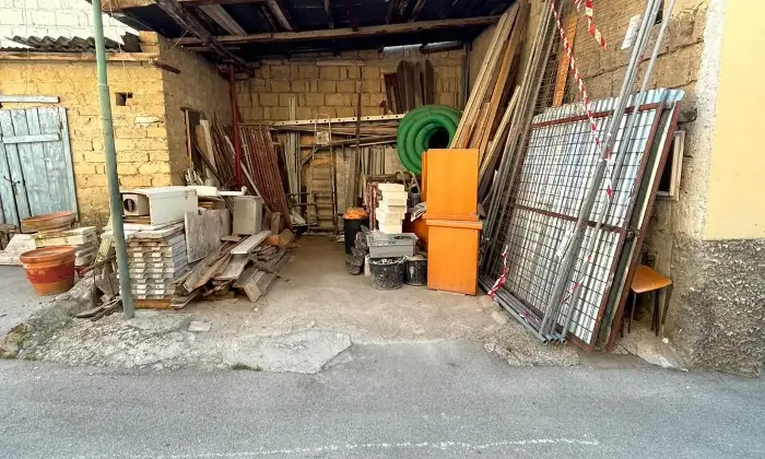 Rexer-Succivo-Porzione-di-abitazione-storica-su-tre-livelli-con-cortile-e-accessori-Sucivo-CE-Altro