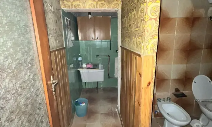 Rexer-Succivo-Porzione-di-abitazione-storica-su-tre-livelli-con-cortile-e-accessori-Sucivo-CE-Altro
