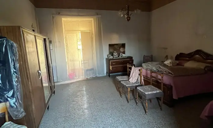 Rexer-Succivo-Porzione-di-abitazione-storica-su-tre-livelli-con-cortile-e-accessori-Sucivo-CE-Altro