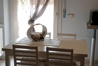 Rexer-Porto-Tolle-Appartamento-con-terrazzi-box-e-posto-auto-in-centro-Cucina