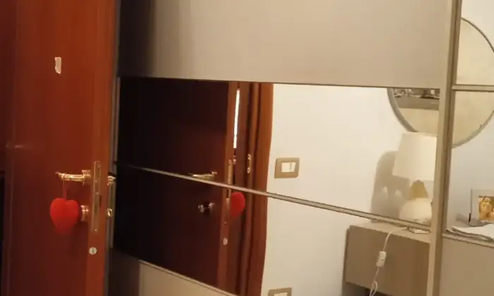 Rexer-Porto-Tolle-Appartamento-con-terrazzi-box-e-posto-auto-in-centro-Camera-da-letto-matrimoniale