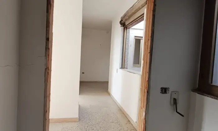 Rexer-Fragagnano-Casa-singola-indipendente-su-pi-livelli-Ampia-metratura-con-terrazzo-Altro