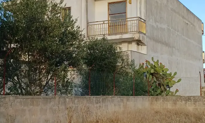 Rexer-Fragagnano-Casa-singola-indipendente-su-pi-livelli-Ampia-metratura-con-terrazzo-Altro