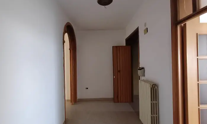 Rexer-Fragagnano-Casa-singola-indipendente-su-pi-livelli-Ampia-metratura-con-terrazzo-Altro