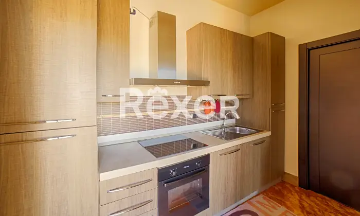 Rexer-Trani-Villa-di-pregio-classe-A-vista-mare-con-piscina-Altro