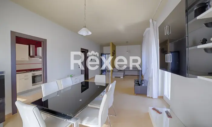 Rexer-Trani-Villa-con-piscina-in-classe-A-vista-mare-Altro