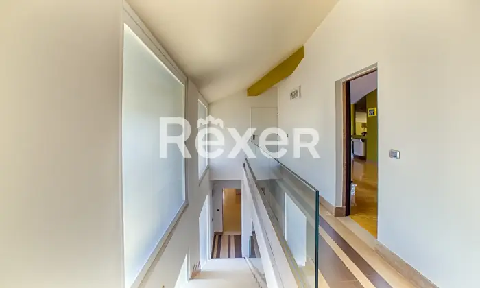 Rexer-Trani-Villa-con-piscina-in-classe-A-vista-mare-Altro