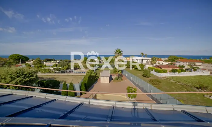 Rexer-Trani-Villa-di-pregio-classe-A-vista-mare-con-piscina-Altro