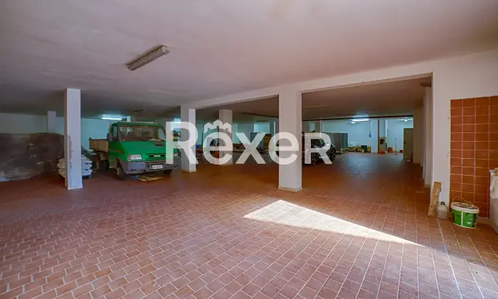 Rexer-Trani-Villa-di-pregio-classe-A-vista-mare-con-piscina-Altro