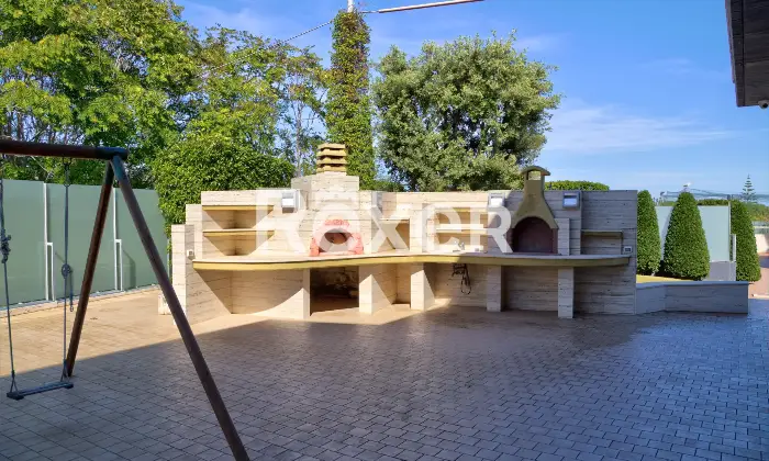 Rexer-Trani-Villa-con-piscina-in-classe-A-vista-mare-Altro