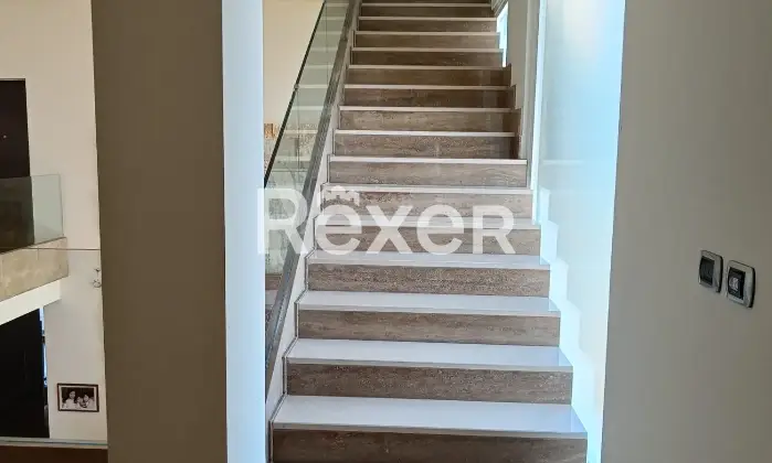 Rexer-Trani-Villa-con-piscina-in-classe-A-vista-mare-Altro