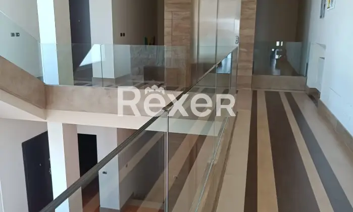 Rexer-Trani-Villa-con-piscina-in-classe-A-vista-mare-Altro