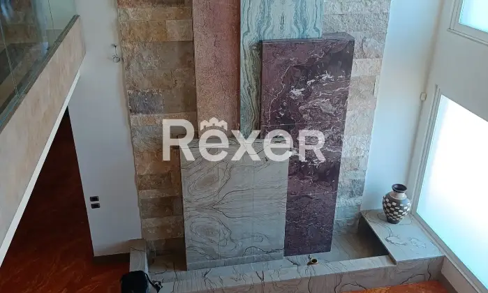 Rexer-Trani-Villa-di-pregio-classe-A-vista-mare-con-piscina-Altro