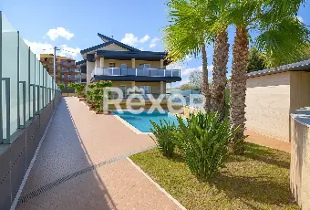 Rexer-Trani-Villa-di-pregio-vista-mare-con-piscina-Altro